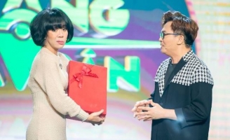 Đại Nghĩa, Trác Thúy Miêu lên án những biến tướng trong việc tặng quà  