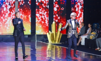 Đàm Vĩnh Hưng cùng Vũ Hà song ca cực đỉnh tại Đại hội mỹ nam 8