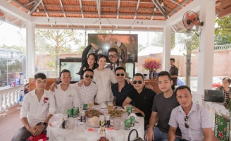 Dàn sao khủng đến mừng Lý Nhã Kỳ khánh thành phủ Trần Lê Gia