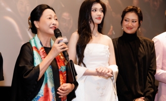 Dàn sao khủng đội mưa quy tụ thảm đỏ mừng ra mắt “Trại Buôn Người”