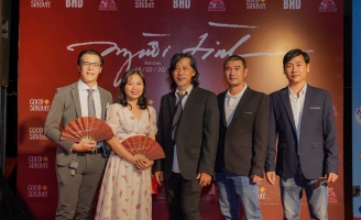 Dàn sao Việt nô nức đến xem ‘Người tình’