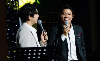 Đêm nhạc ngập tràn cảm xúc của Nguyễn Văn Chung và các ca sĩ trẻ tại C-Show