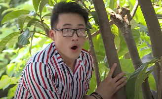 Hà Trí Quang bắt quả tang Phương Bình và Phi Phụng đang hẹn hò