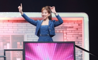 Hari Won ăn một tô bún mắm, Trấn Thành xa lánh hai ngày