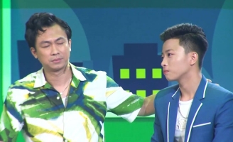 Hồ Việt Trung nhận kết đắng vì “giả vờ ngủ gật” khi tham gia gameshow 