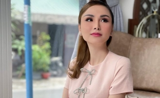 Hoa hậu Diễm Hương: 