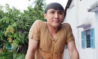 Huỳnh Lập làm MV Parody bản hit của Erik theo phong cách thiếu kinh phí hài hước