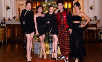 Lý Nhã Kỳ đeo trang sức 1,8 tỷ chơi Giáng sinh