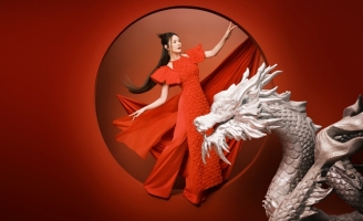 Lý Nhã Kỳ gợi cảm với bộ ảnh Rồng, báo hiệu một năm hoạt động sôi nổi