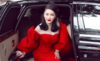 Lý Nhã Kỳ ngồi siêu xe đi xem thời trang