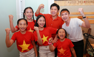 Nguyễn Văn Chung cùng hơn 40 nghệ sĩ hướng về tuyến đầu chống dịch