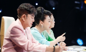 NSND Bạch Tuyết nghiêm khắc với thí sinh Học viện Cải lương