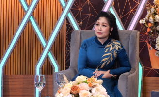 NSND Hồng Vân vui mừng khi con trai Khôi Nguyên theo nghề đạo diễn