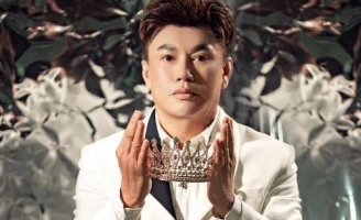 NTK Tommy Nguyễn “đắt show” thiết kế trang phục cho hàng loạt cuộc thi hoa hậu