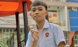 Phương Mỹ Chi khoe điểm thi tốt nghiệp THPT, Hồ Văn Cường có kết quả ra sao?