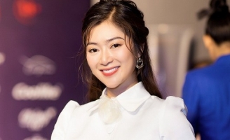 Thanh Trúc khoe thân hình thon gọn sau giảm 15kg