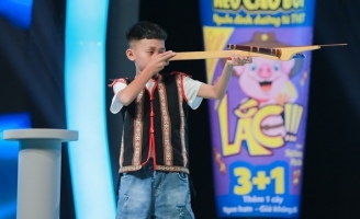 Trấn Thành, Hari Won phát sốt với khả năng bắn nỏ của siêu tài năng nhí