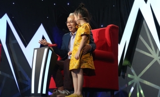 Trung Dân, Hoàng Sơn phấn khởi vì bỗng dưng được lên chức ông nội, ông ngoại