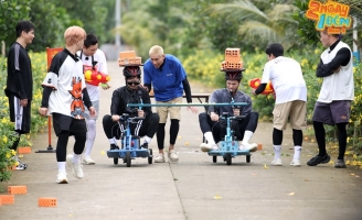 Trường Giang “nổi đóa” vì HIEUTHUHAI bị 2 vua trò chơi “tấn công”