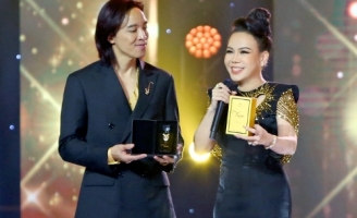 Việt Hương đắm chìm trong live concert của ông xã Hoài Phương