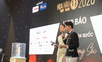 Vũ Mạnh Cường cùng Lương Thùy Linh 